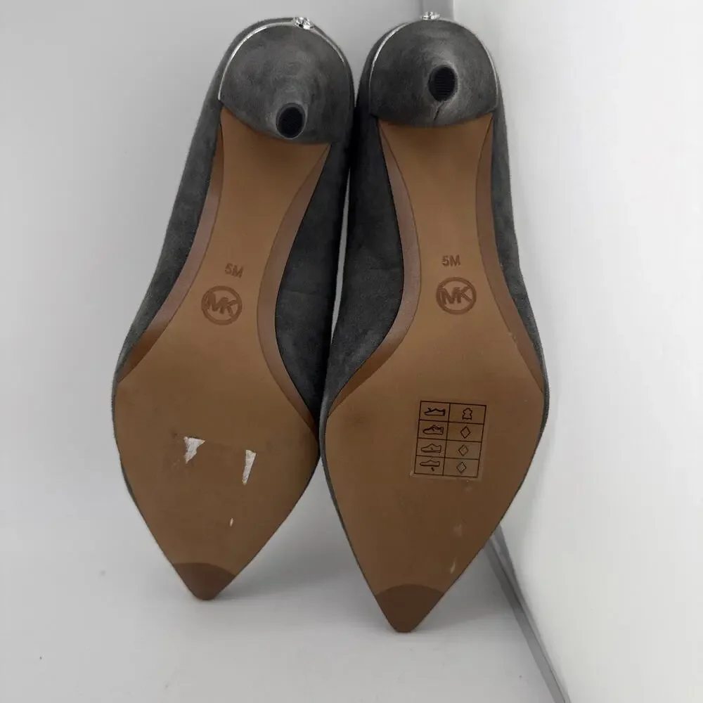 Michael Kors Lizzy Mid Pump Soft Suede Charcoal Grey Size 5‎ EUC w/ box